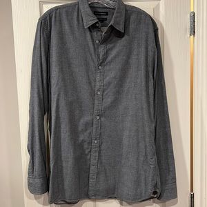 Wonderfully soft grey shirt with contrasting stripe inside
